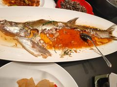 -忆江南·临江鱼馆