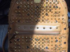 -MCM(比斯特上海购物村店)