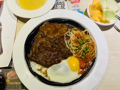 -豪客来牛排(重庆三峡广场步行街1704店)