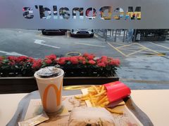 -麦当劳(怡景店)