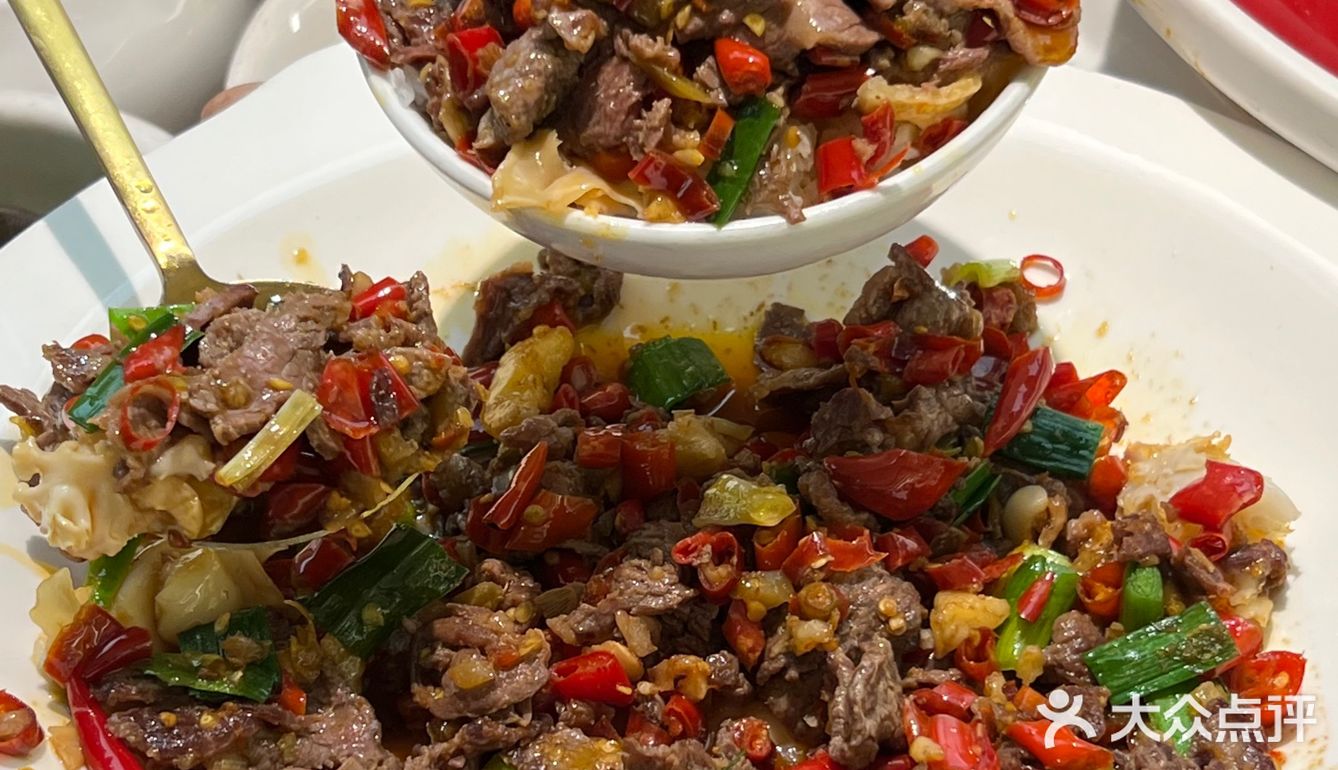 不愧是上海、长沙湘菜排队王