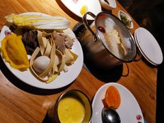 -韩京炭火烤肉自助料理(柯桥万达店)