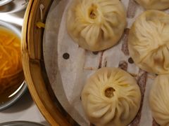 -馋三尺蟹粉小笼(人民广场店)