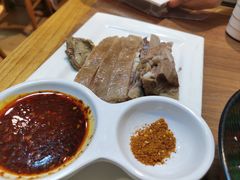 -贯贯吉·清真餐厅(浙江中路店)