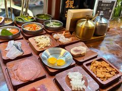 -银米·云南传统过桥米线(双廊黑金冠店)
