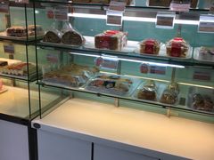 面包甜点陈列柜-爱维尔阳光蛋糕(和丰店)