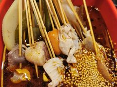 红油钵钵鸡-何师烧烤Pro ·江湖川菜·小龙虾·精酿(太古里旗舰店)