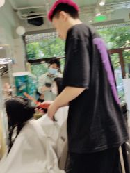 -容萨美业·美容美发