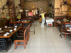 大堂-70後铁锅炖(坡博总店)