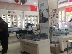 -罗创丹阳眼镜(童卫路店)