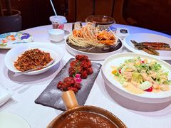 -鱼翅楼·津派砂锅鱼翅(水上公园店)
