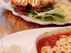 -玛格萝妮比萨屋(陆家浜路店)