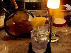 -TIPTOP BAR酒吧(欧亚新生活广场店)