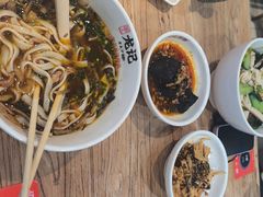 -湘人龙记老长沙米粉(鸟巢店)