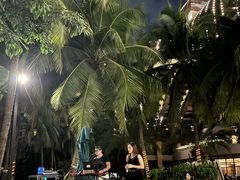 -三亚湾海居铂尔曼度假酒店