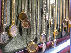 -LADY FAFA(巨鹿路陕西南路路口店)