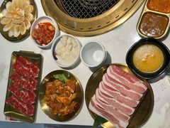 -炙城·韩式烤肉(南京东路店)