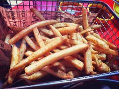 -BHC炸鸡(明洞总店)