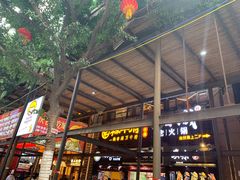 -八一好吃街·高品美食广场