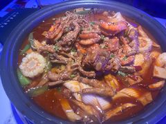 -徐记小怪兽肉蟹煲店(哈西万达金街店)