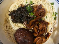 -沪西老弄堂面馆(定西路店)