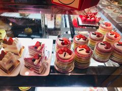 -巴黎贝甜(宜山路店)