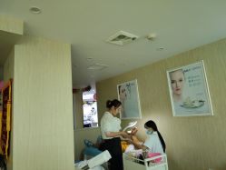 -痘院士专业祛痘皮肤管理