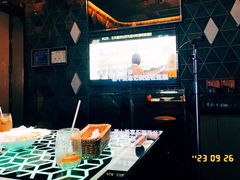 -K+全国连锁KTV(绿地缤纷天地店)