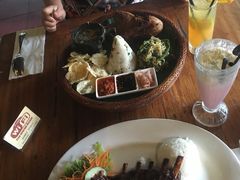 -Pundi Pundi Restaurant