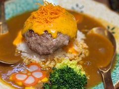 熔岩牛肉汉堡咖喱饭-隐月· 㐂和食屋(芝罘万达公馆店)
