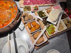 -野山舂·贵州现舂酸汤牛肉(民生路店)