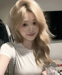 -丝语萱形象