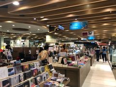-诚品(信义店)