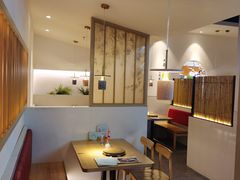 -蜜桃餐厅·伴山(绿宝广场店)