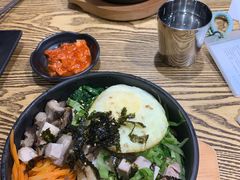 -吴草鸡爪오초닭발韩食堂(融恒盈嘉中心店)