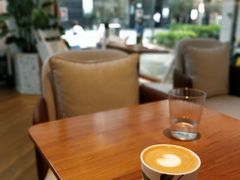 -Line 咖啡(石厦花园店)