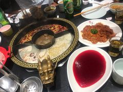 -重庆德庄火锅(体育中心店)