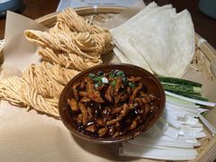 -魏铭鱼头捞饭(晋阳路店)