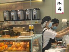-沪上阿姨鲜果茶(世茂广场宽厚里店)