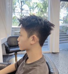 -尤司男士国潮理发馆