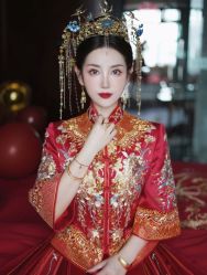 -莫小姐婚纱