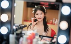 -花嫁丽舍婚礼殿堂(世博江景店)