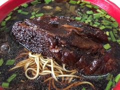 -小龙大肉面馆
