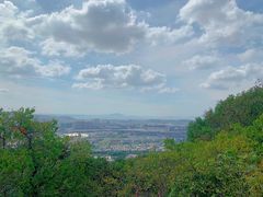 -灵岩山风景区