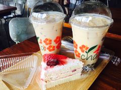 -Cha Café and Bistro