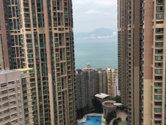 -香港大学
