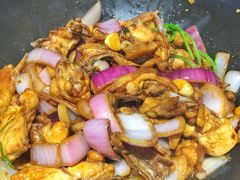 -胡须佬鸡煲四季火锅店(石厦西村直营店)