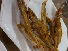 -黄记四更烤乳猪店