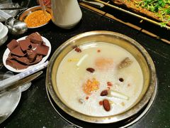 -山地居烤全羊·柴火鸡(大坪-半山公馆店)