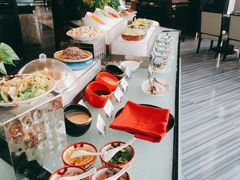 -唐拉雅秀酒店-西锦汇空中BBQ·思创餐厅